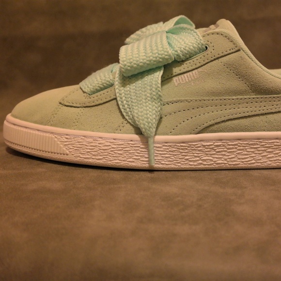 Puma suede Heart sneaker - Picture 1 of 3